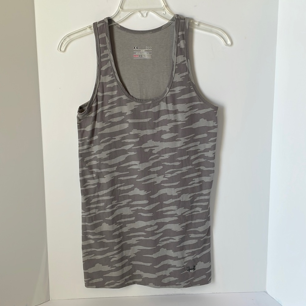 Under Armour Womens Large Tank  Fitted Heatgear